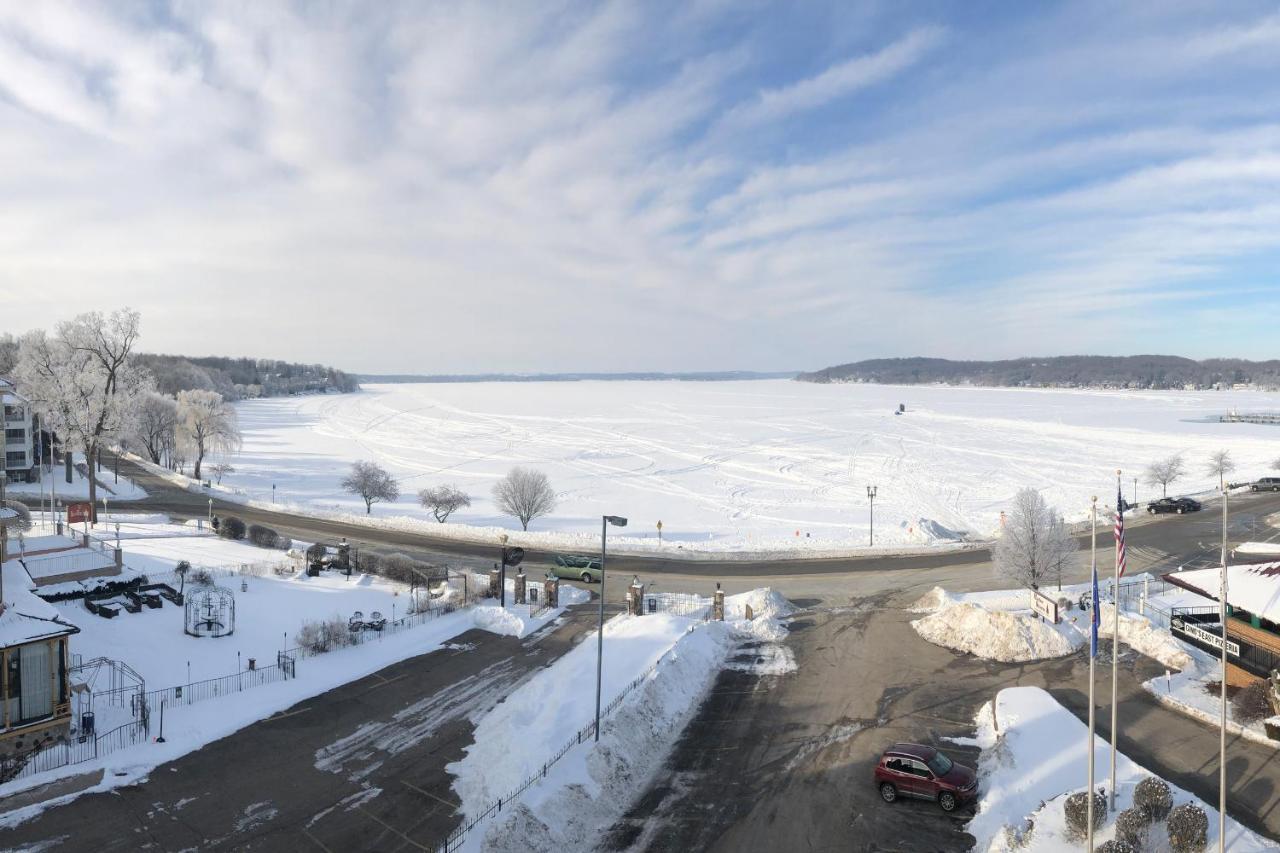 Harbor Shores On Lake Geneva Exterior foto